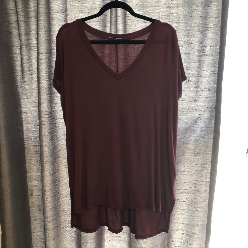 Brandy Melville maroon tee